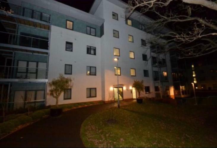 Executive Brentwood Apartment Luaran gambar