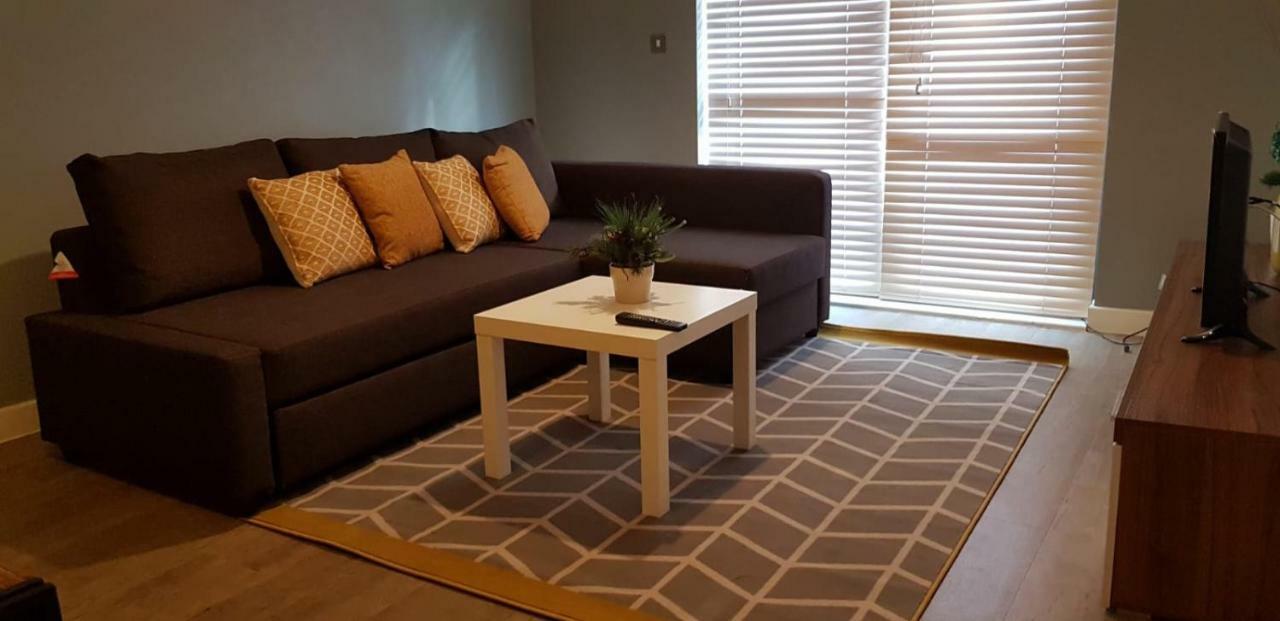 Executive Brentwood Apartment Luaran gambar